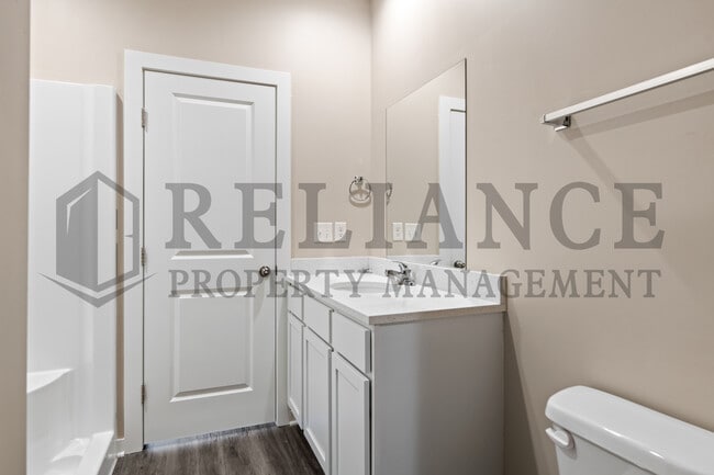 Building Photo - 3225 N Cedar Downs Ln