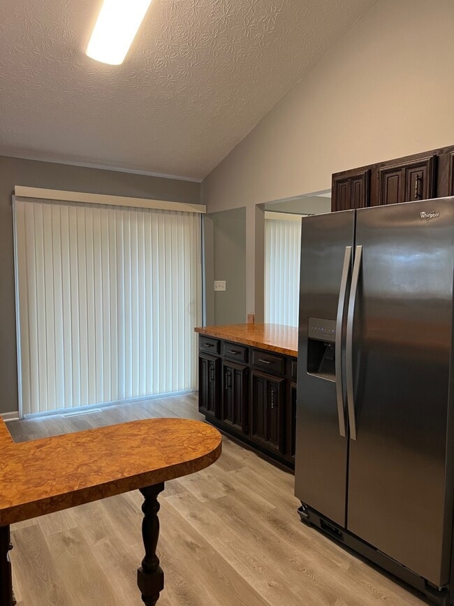 Building Photo - 2885 Aljor Ct