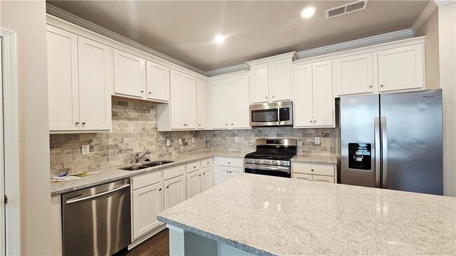 Building Photo - 4414 Sunny Oak Ln