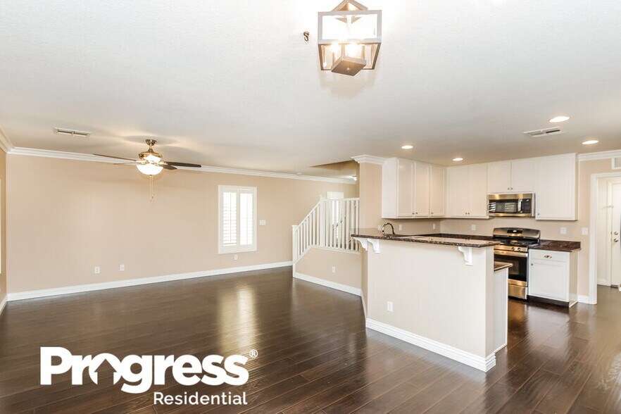 Building Photo - 8664 Bella Sparkle Ave