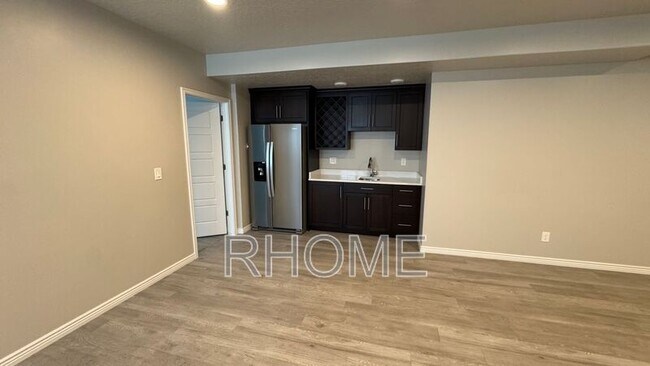 Building Photo - 13022 Sand Creek Dr