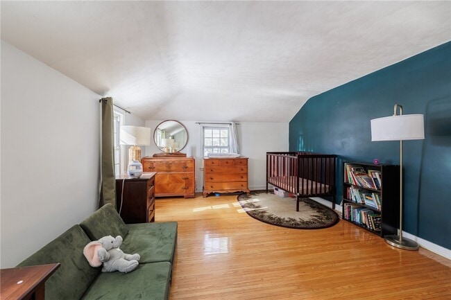 Building Photo - 206 Farmington Rd