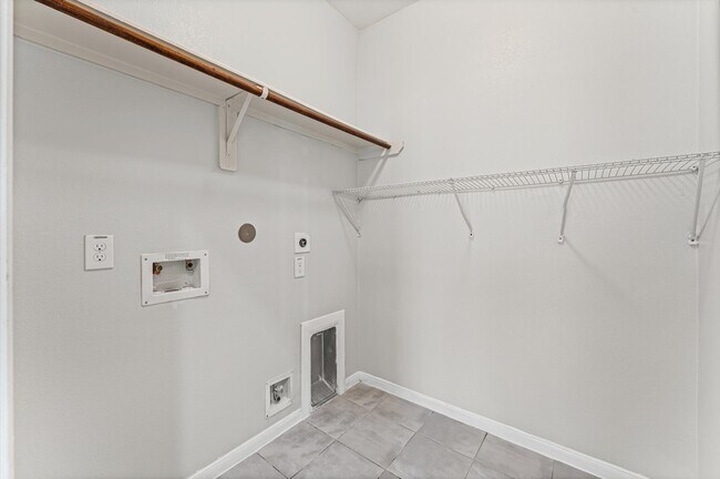 Building Photo - 7018 Granite Terrace Ln