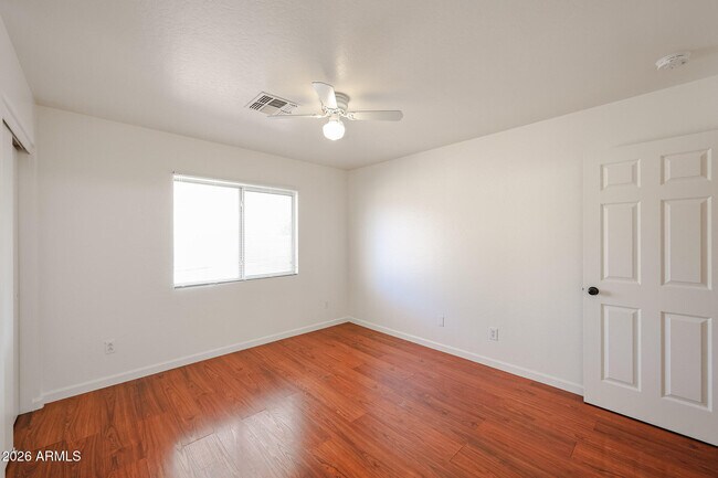 Building Photo - 12811 N Palm St