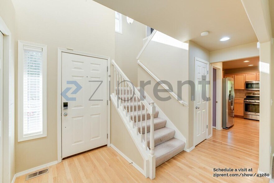 Building Photo - 15518 73rd Pl NE
