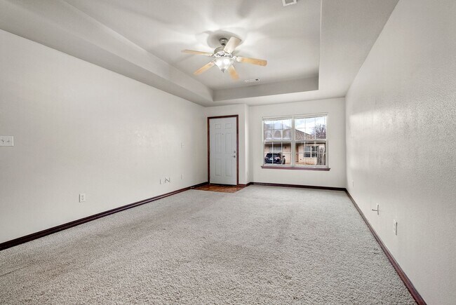 Building Photo - 1270 N Trinity Dr