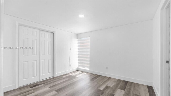 Building Photo - 11421 SW 84th St