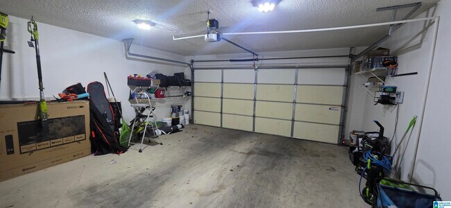 Building Photo - 8012 Rockhampton Cir