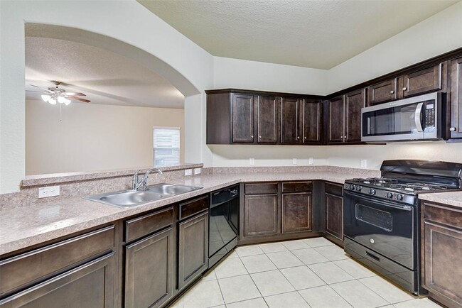 Building Photo - 5915 Nodaway Creek Ct