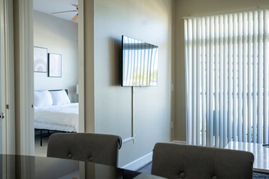 Building Photo - 791 Town and Country Blvd