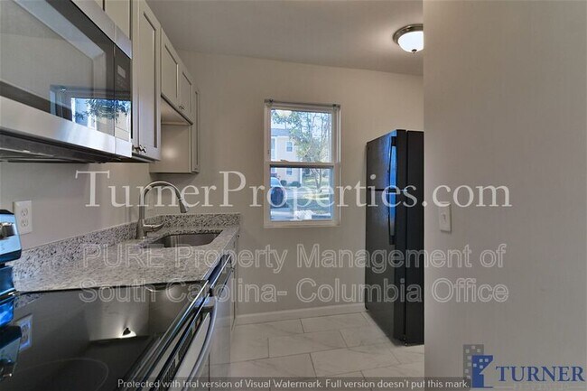 Building Photo - 308 Percival Rd