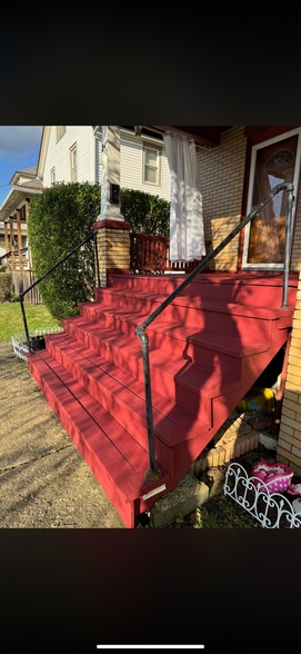 Building Photo - 271 Linden Ave