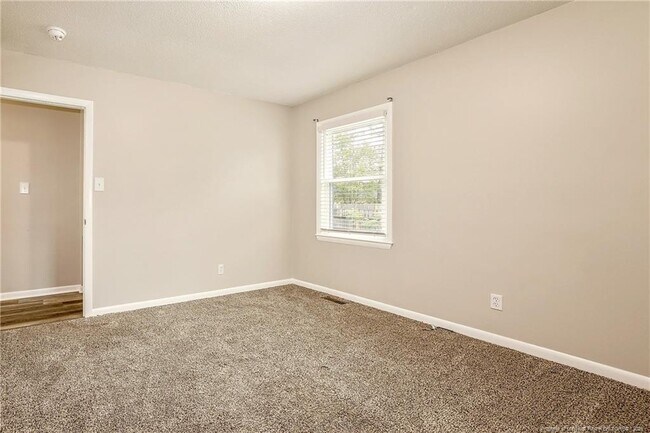 Building Photo - 336 Cadmium Ct