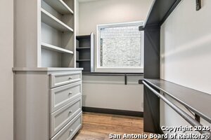 Building Photo - 661 inner