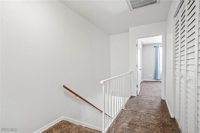 Building Photo - 6156 Lakefront Dr