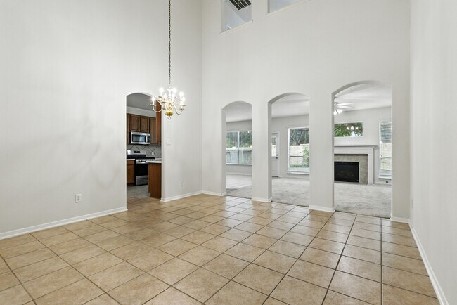 Building Photo - 18607 Camellia Dale tr
