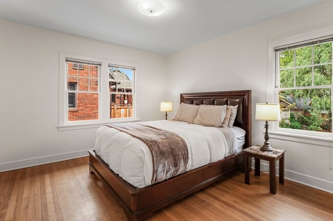 Building Photo - Coming Soon - 3 Bed 2 Bath South Hill Spok...