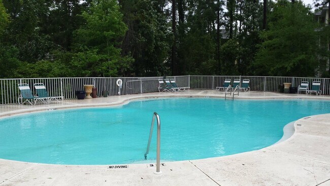 Building Photo - 200 Sandestin Ln