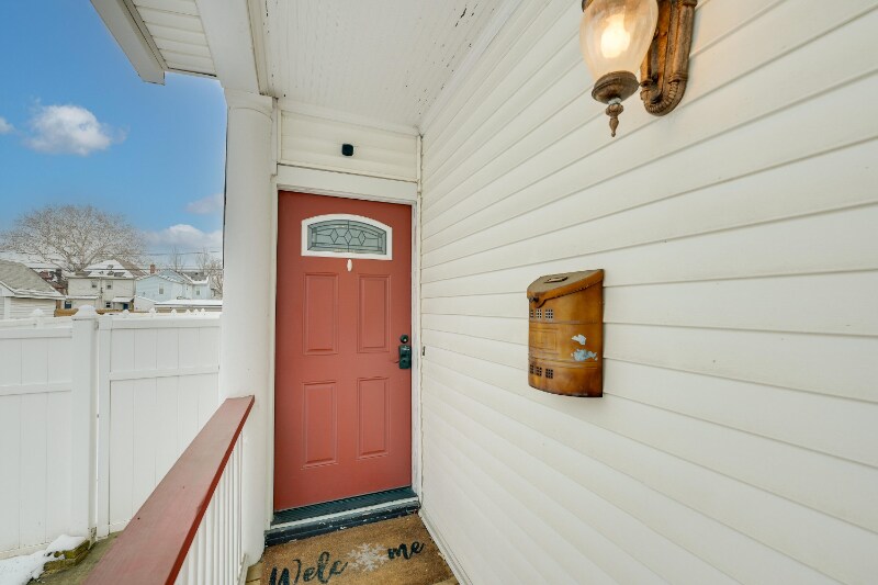 Building Photo - 1090 Michigan Ave