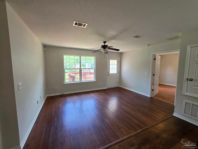 Building Photo - 8510 Pond Ave