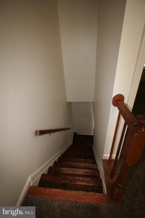 Building Photo - 124 Azalea Ct