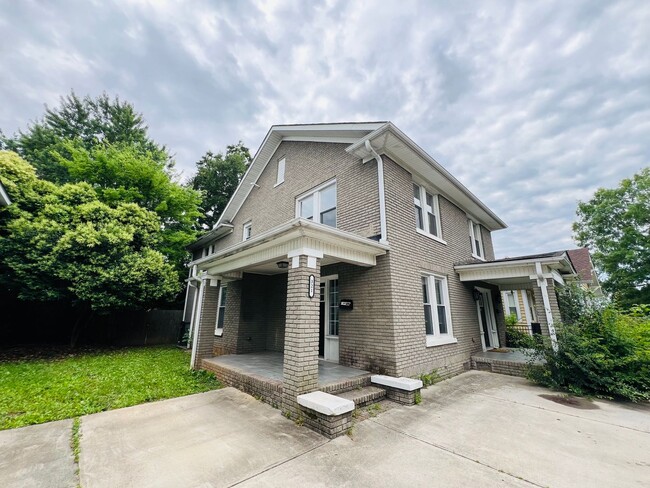Primary Photo - 321 West Blvd