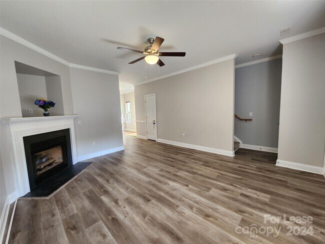 Building Photo - 2434 Ryerson Ct