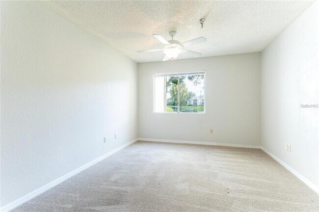 Building Photo - 10265 Gandy Blvd N