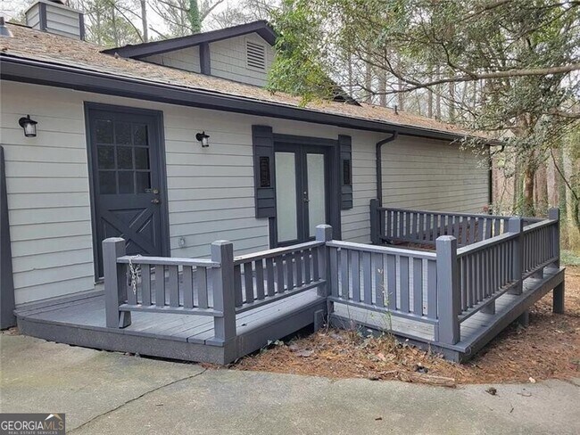 Building Photo - 1767 Bear Cave SW