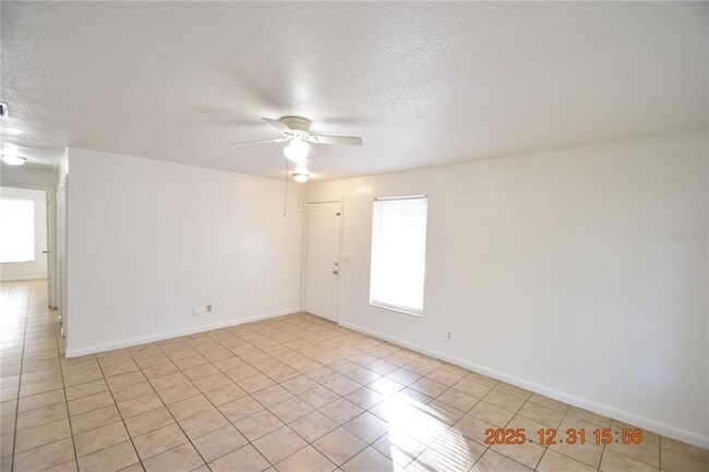 Building Photo - 6618 N Church Ave