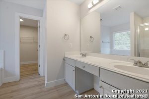 Building Photo - 23607 Silver Creek