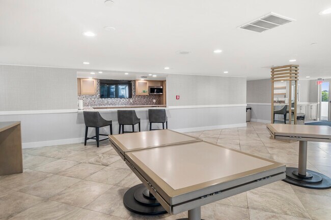 Building Photo - 4750 S Ocean Blvd