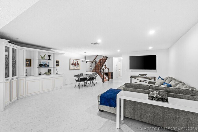 Building Photo - 27 Southport Ln