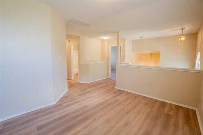 Building Photo - 14509 Mowsbury Dr
