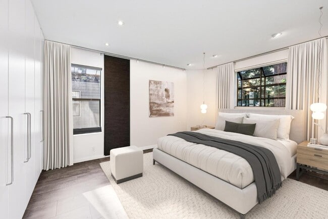 Building Photo - 237 High St