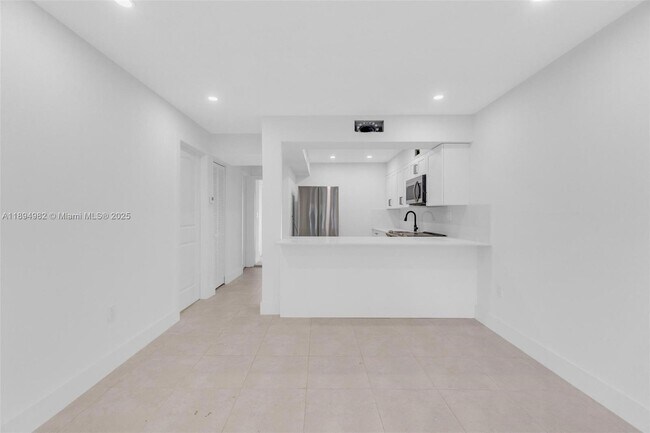 Building Photo - 508 NW 11th St