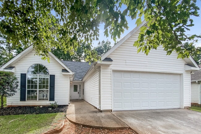 Building Photo - 204 Coldsprings Ct