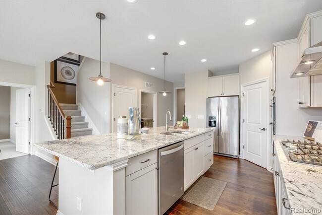 Building Photo - 2774 Polson St