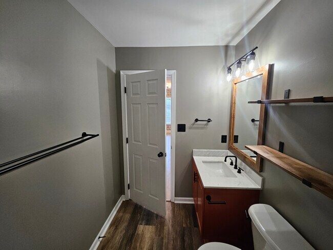 Building Photo - 14110 Shelby Cir