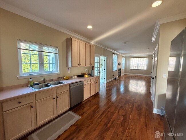 Building Photo - 87 Timberhill Dr