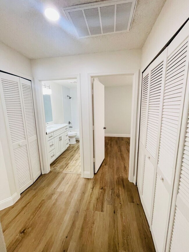 Building Photo - Greenpointe13403 Greenpoint Drive Orlando, FL 32824