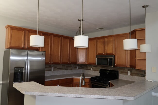 Building Photo - 5816 Reon Ct