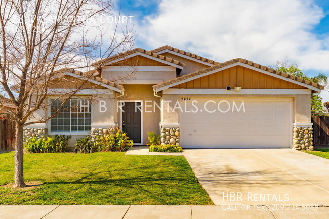 Primary Photo - Charming 4-Bed Gem in Tracy with Spacious ...