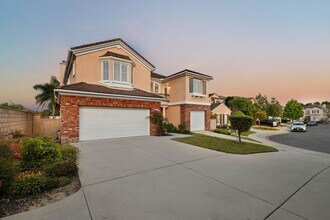 Building Photo - 10 Clearwater Cove