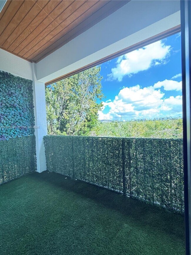 Building Photo - 10479 NW 82nd St