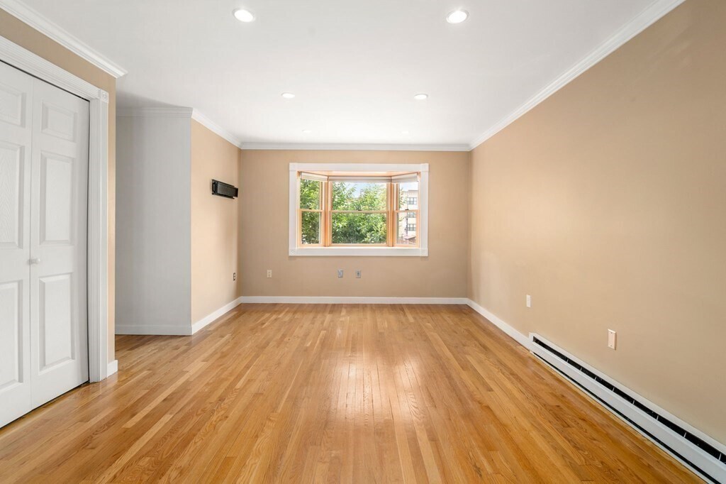 Building Photo - 157 W 3rd St