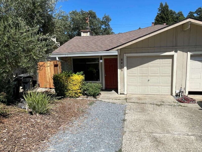 Building Photo - 6416 Miles Ln