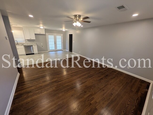 Building Photo - 4404 Currie Ct