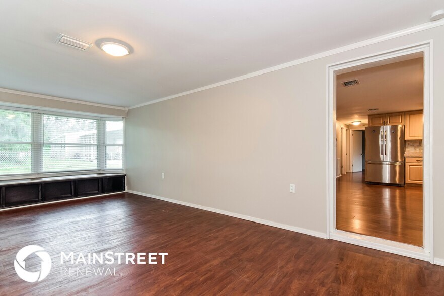 Building Photo - 8908 Hervel Cir