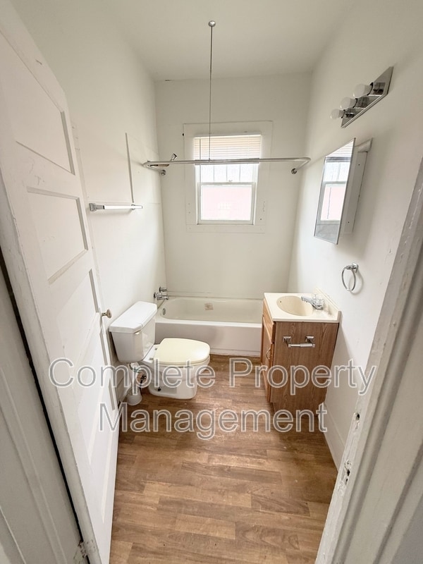 Building Photo - 2234 19th St N